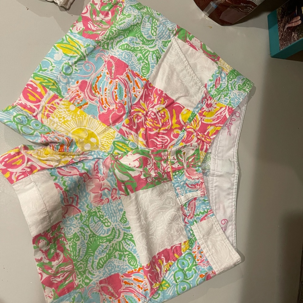 Size 6 Lilly shorts